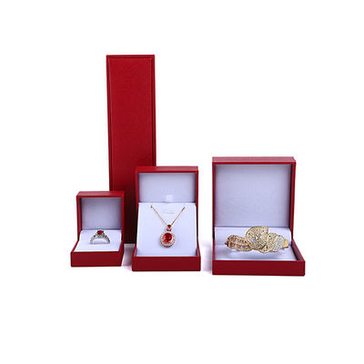 कार्डबोर्ड आभूषण बॉक्स पैकेजिंग के लिए हार कंगन अंगूठी बालियां 6.5x6cm आकार