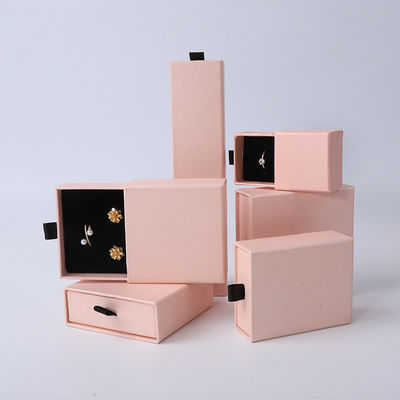 आयताकार आभूषण बॉक्स पर्यावरण के अनुकूल वर्ग कागज गुलाबी दराज आभूषण बॉक्स