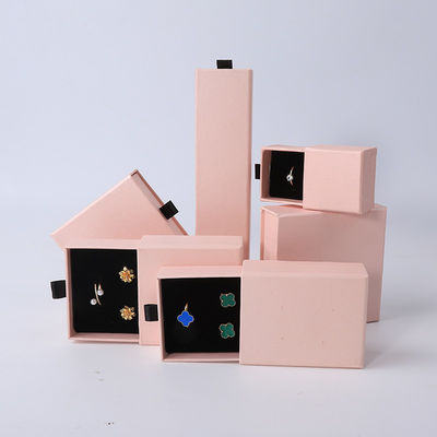 आयताकार आभूषण बॉक्स पर्यावरण के अनुकूल वर्ग कागज गुलाबी दराज आभूषण बॉक्स
