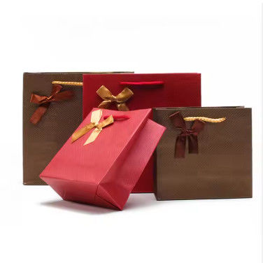 वर्ग गुलाबी मखमल आभूषण शादी की अंगूठी पैकेजिंग फ्लिप आभूषण बॉक्स