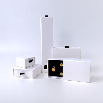 आयताकार आभूषण बॉक्स पर्यावरण के अनुकूल वर्ग कागज सफेद दराज आभूषण बॉक्स