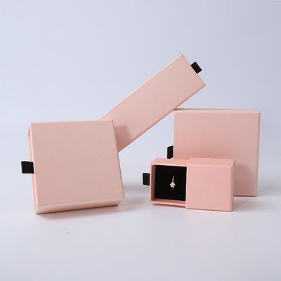 आयताकार आभूषण बॉक्स पर्यावरण के अनुकूल वर्ग कागज गुलाबी दराज आभूषण बॉक्स